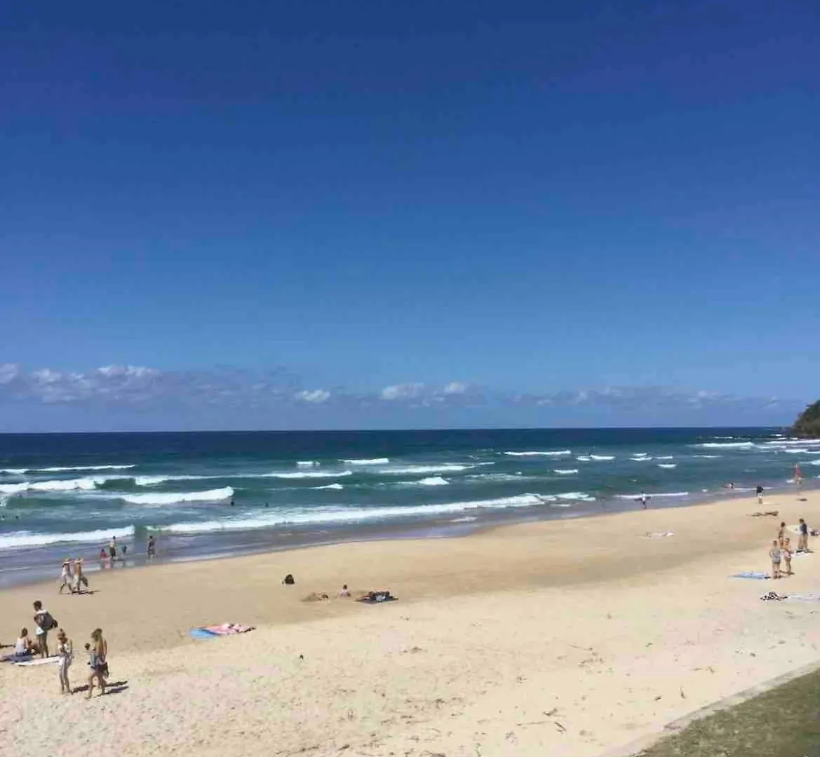 Tiny Comfy Flat With Bikes Daire Coolum Beach